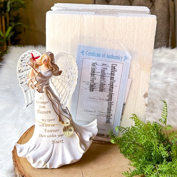 Bradford Exchange Forever With You Lighted Crystal Angel Bereavement Figurine - Picture 2 of 6